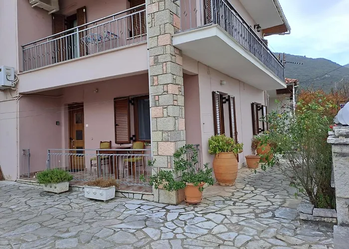 Kontolati\'S Mountain House